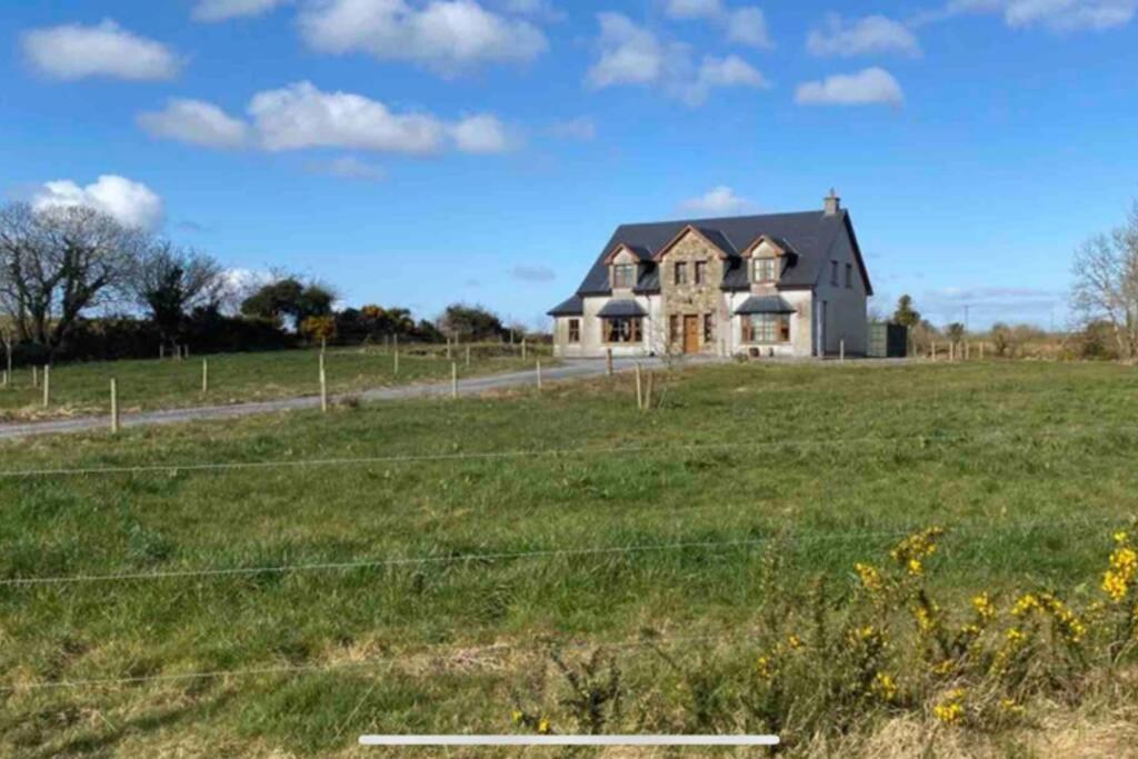 Annies Meadow. Villa น็อก ภายนอก รูปภาพ