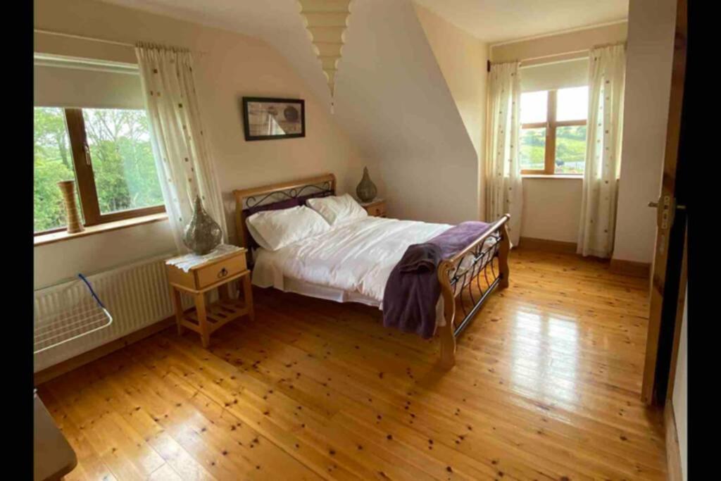Annies Meadow. Villa น็อก ภายนอก รูปภาพ